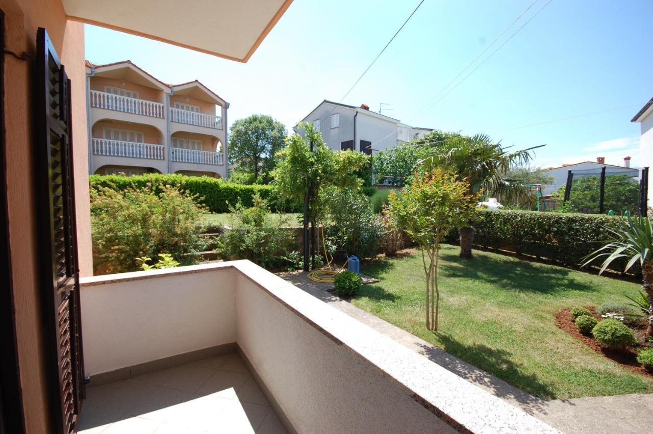 Apartments Andrea By El-Pi Tours Njivice Ngoại thất bức ảnh